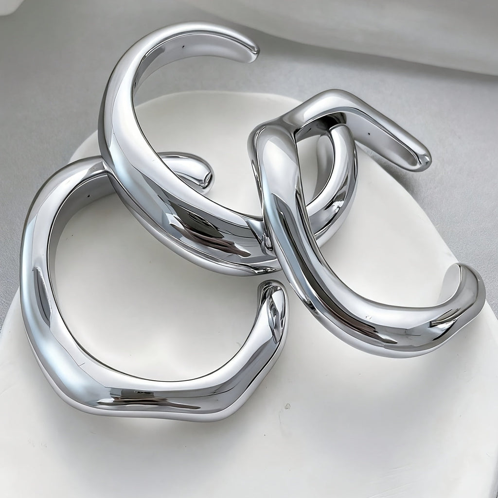 Vintage Sculptural Silver Plated Plastic Bangle Cuff Bracelet