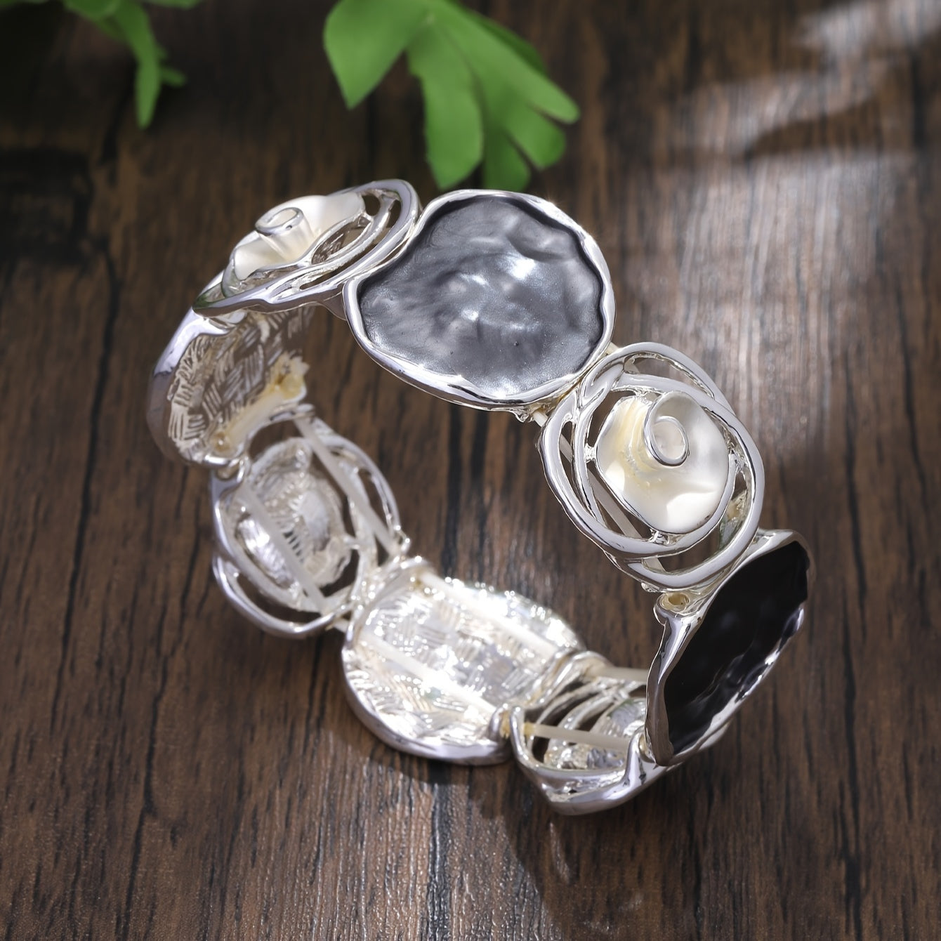 Bohemian Round Flower Geometric Design Cuff Elastic Bracelet