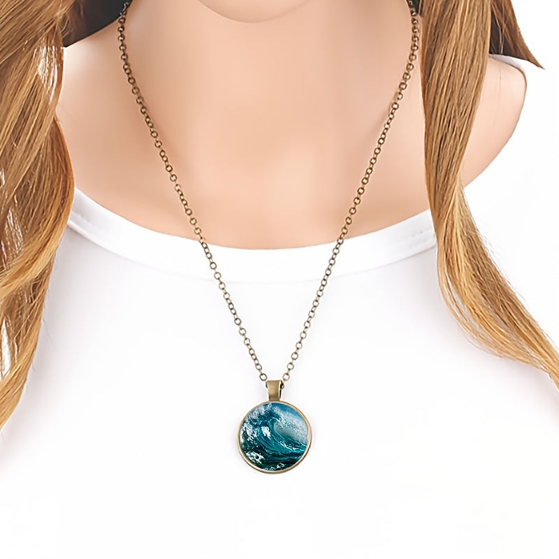 Vintage Ocean Wave Round Pendant Necklace