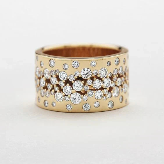 Vintage Sparkling Zirconia Gold Plated Band Ring