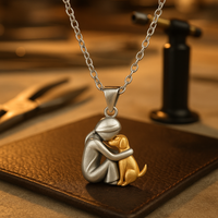 Isla – Dog Embrace Necklace