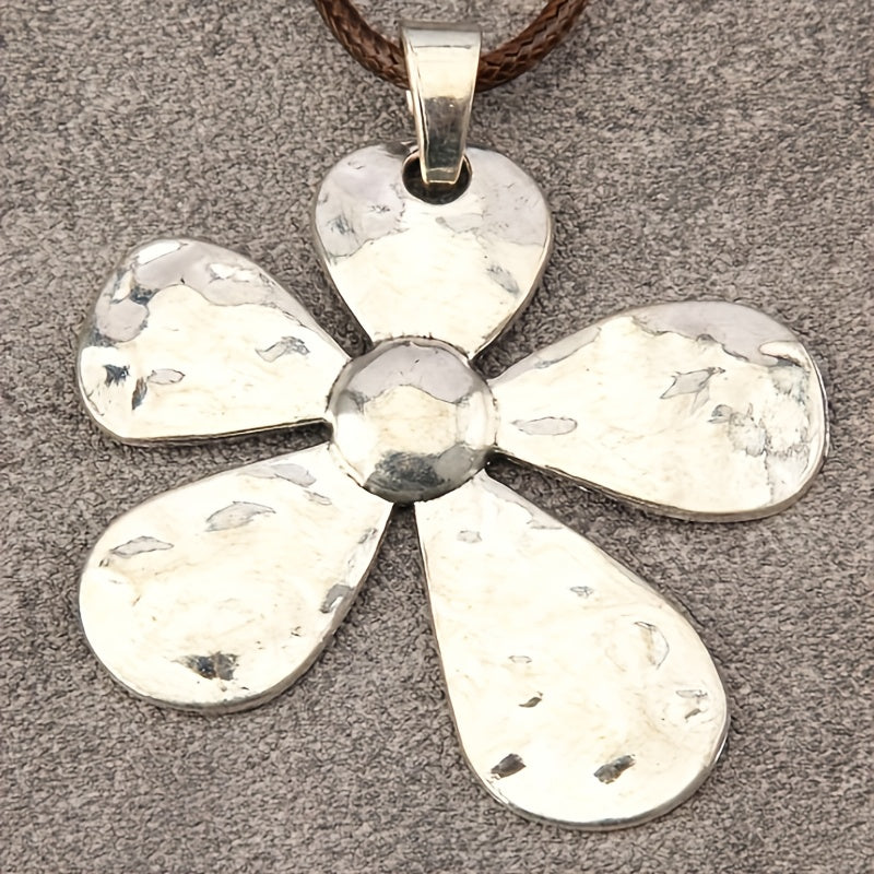 Minimalist Hammered Asymmetrical Flower Pendant Adjustable Necklace