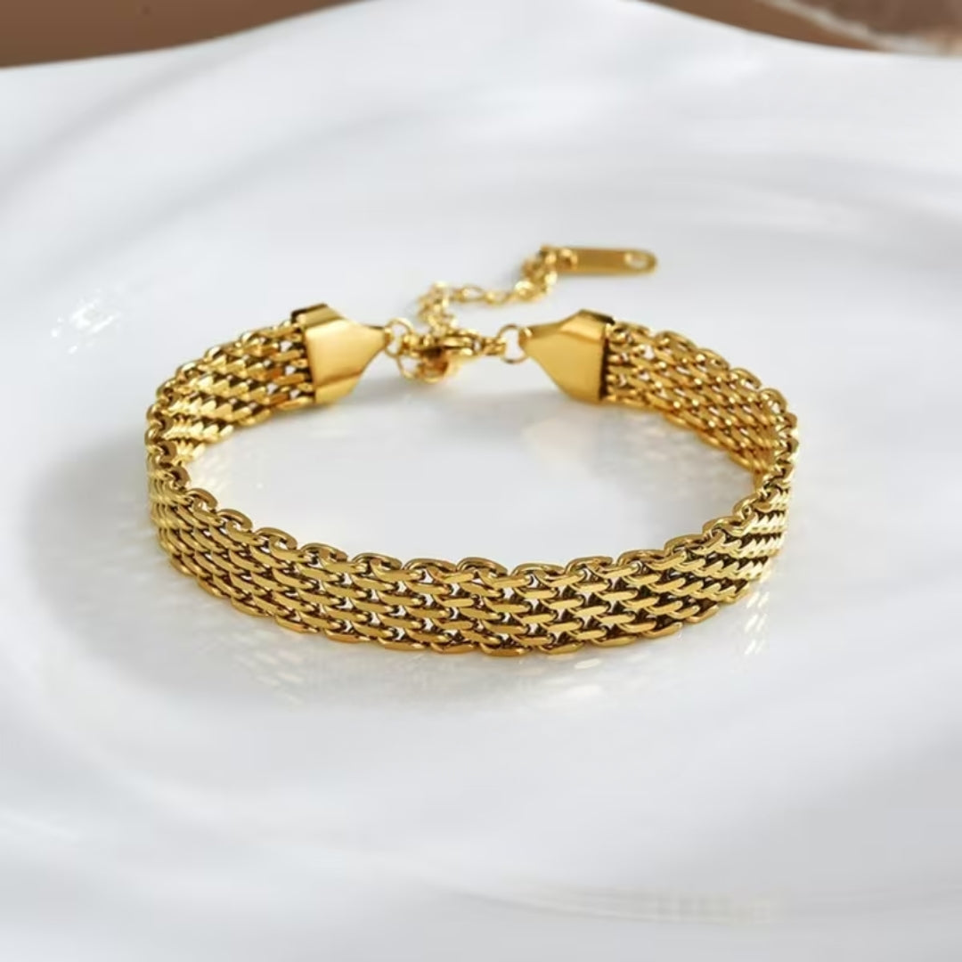 Gold Elegant Mesh Bracelet