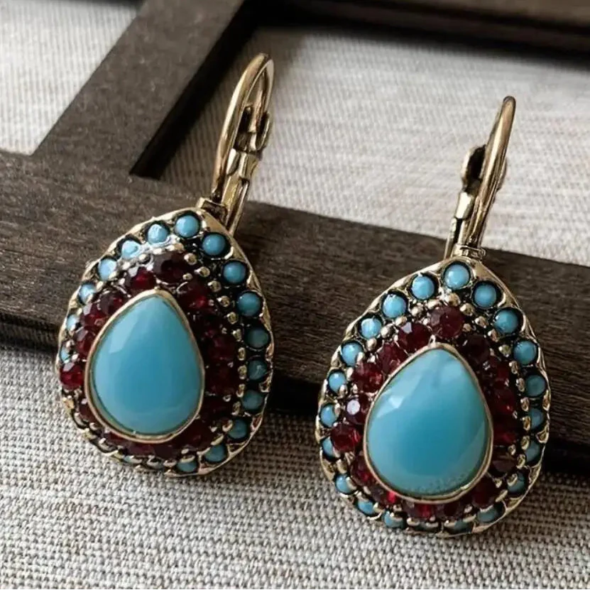 Vintage Crystal Teardrop Earrings