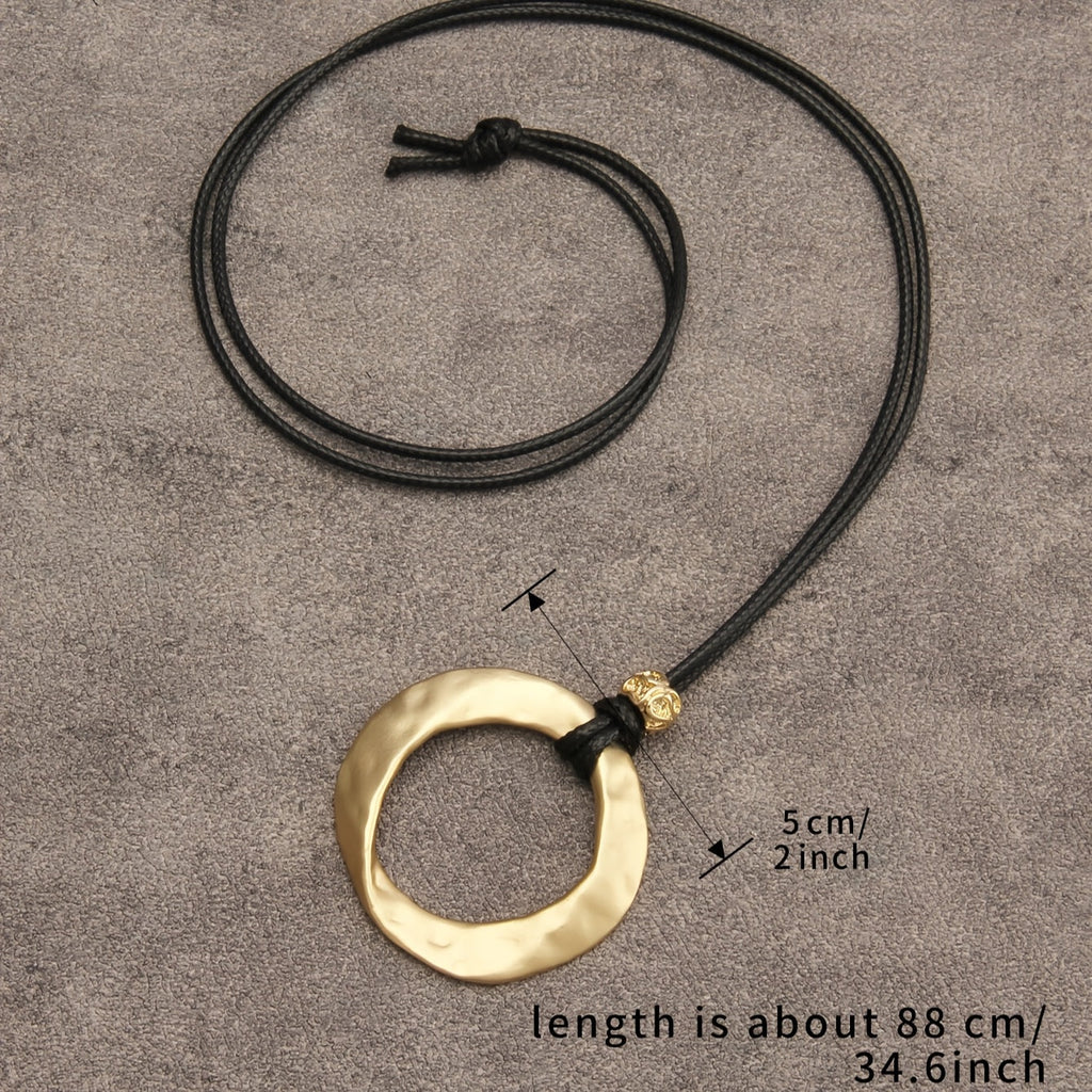 Leather Cord Hammered Zinc Alloy Open Circle Pendant Necklace
