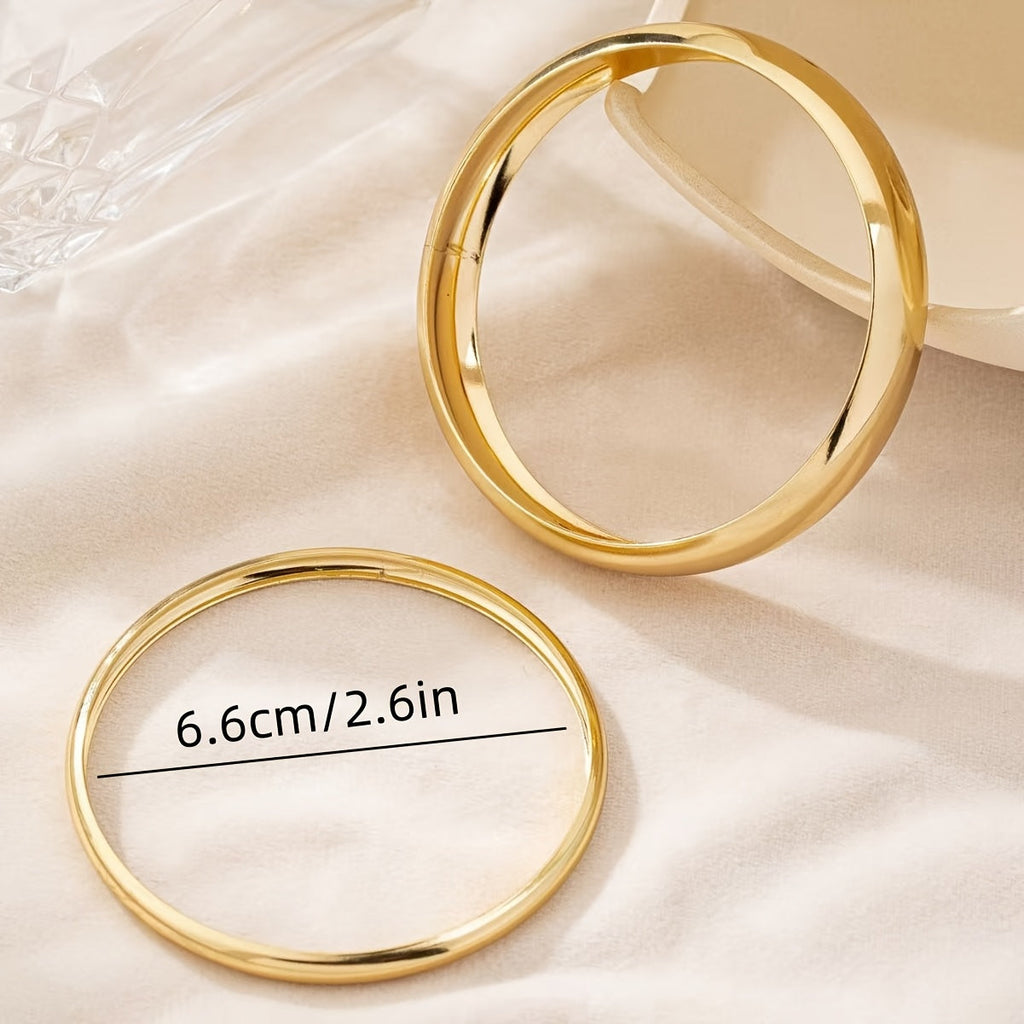 Classic Minimalist Style Polished Bangle Bracelet