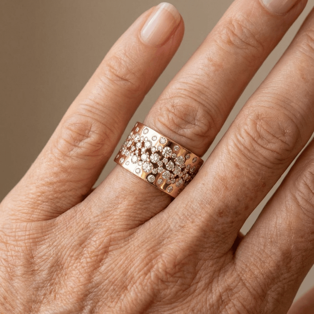 Vintage Sparkling Zirconia Gold Plated Band Ring