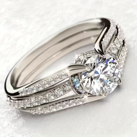 Luxury Ring Inlaid Shiny Zirconia Ring