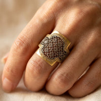 Vintage Gold Filigree Floral Cutout Ring